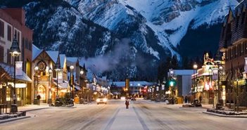 Find out the Best Shopping & Entertainment in Banff