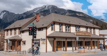 Find out the Best Shopping & Entertainment in Canmore