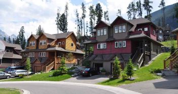 Find out Real Estate Average Prices, Market Statistics for Banff in 2021