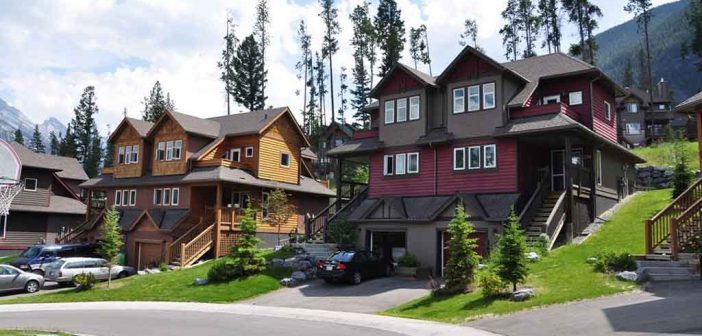 Find out Real Estate Average Prices, Market Statistics for Banff in 2021