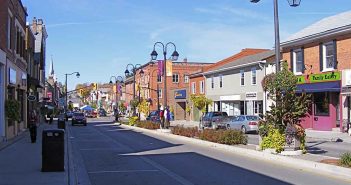 Find out the Best Shopping & Entertainment in Milton