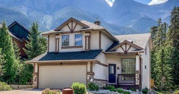 Houses Range From $100k to $300k For Sale in Canmore