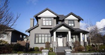 Houses Range From $100k to $300k For Sale in Vancouver