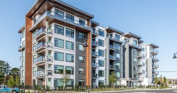 Condos in Range in $100K to $300K and Real Estate Market Condition of Victoria