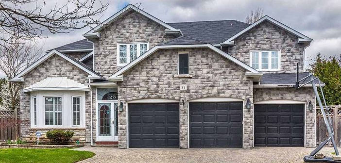 Number of Listings and Homes Available Within 550K Range in Richmond Hill